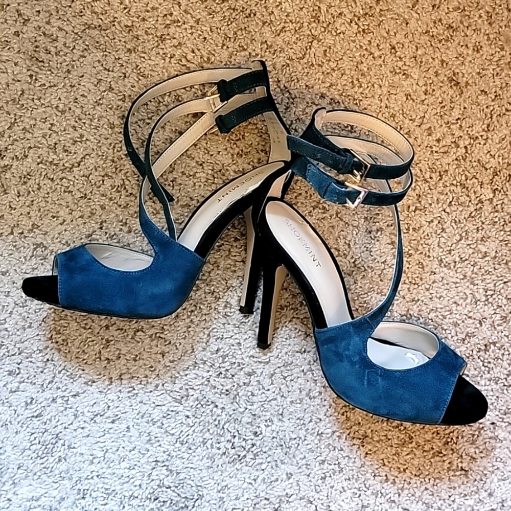 Suede Black and Teal Heels